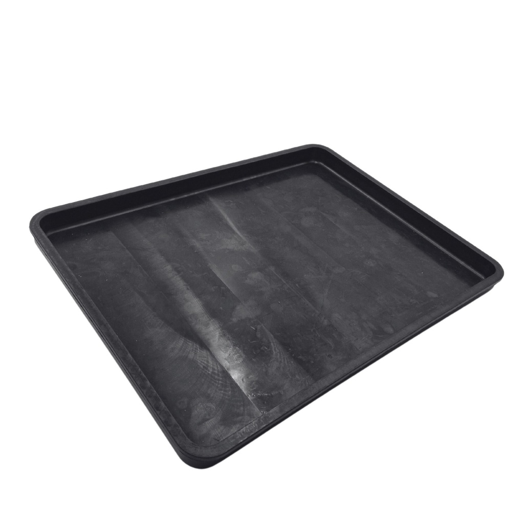 Saucer for seed tray from rubber